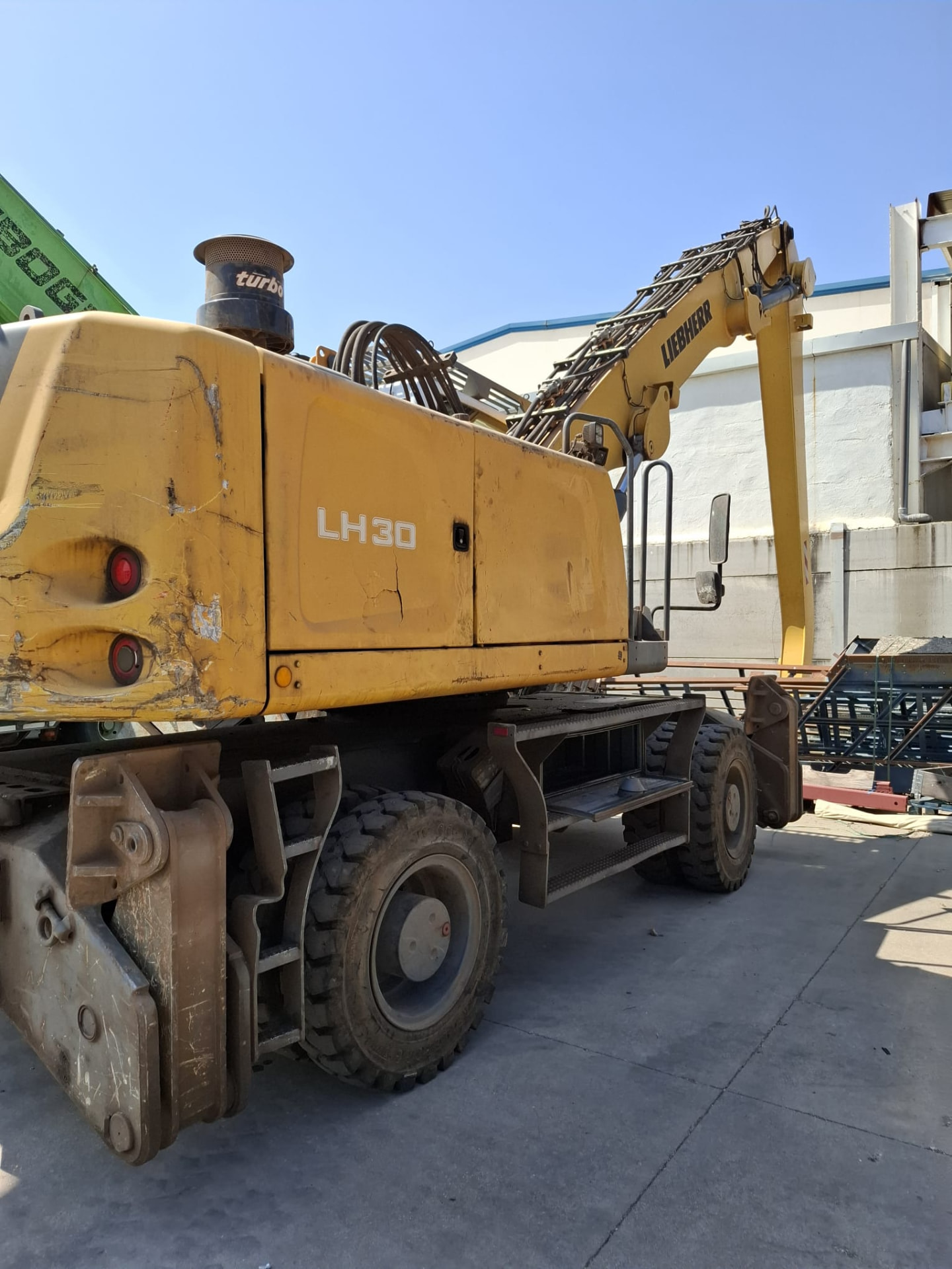 LIEBHERR LH30M 2016
