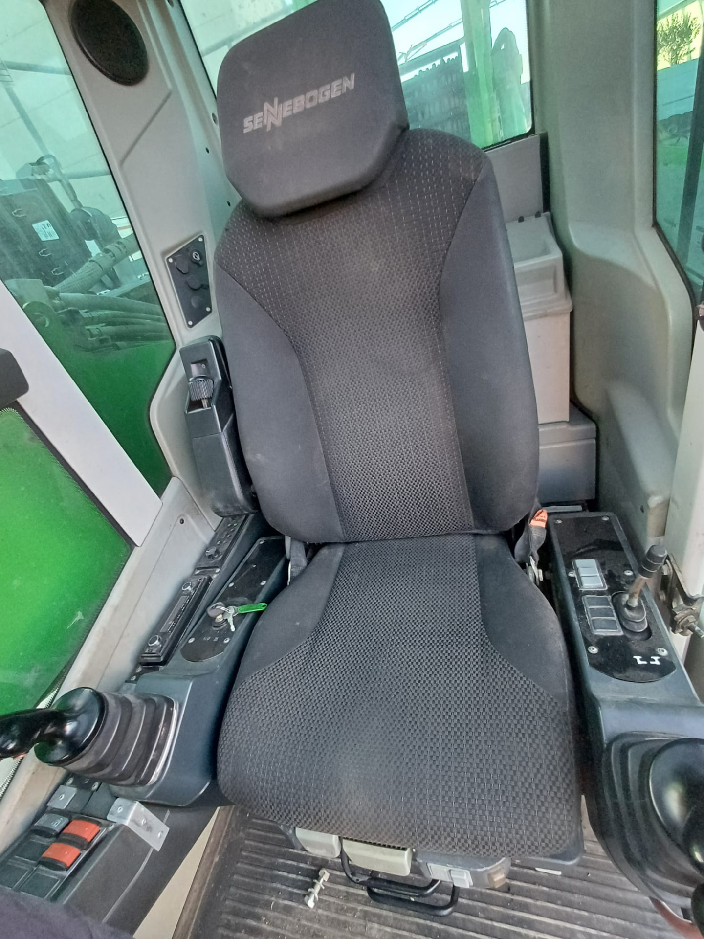 SENNEBOGEN 821E 2019
