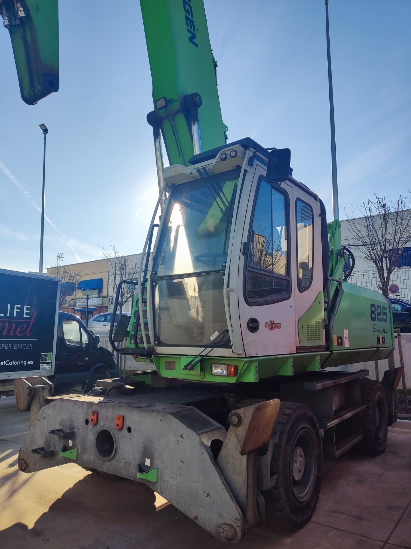 SENNEBOGEN 825M 2008