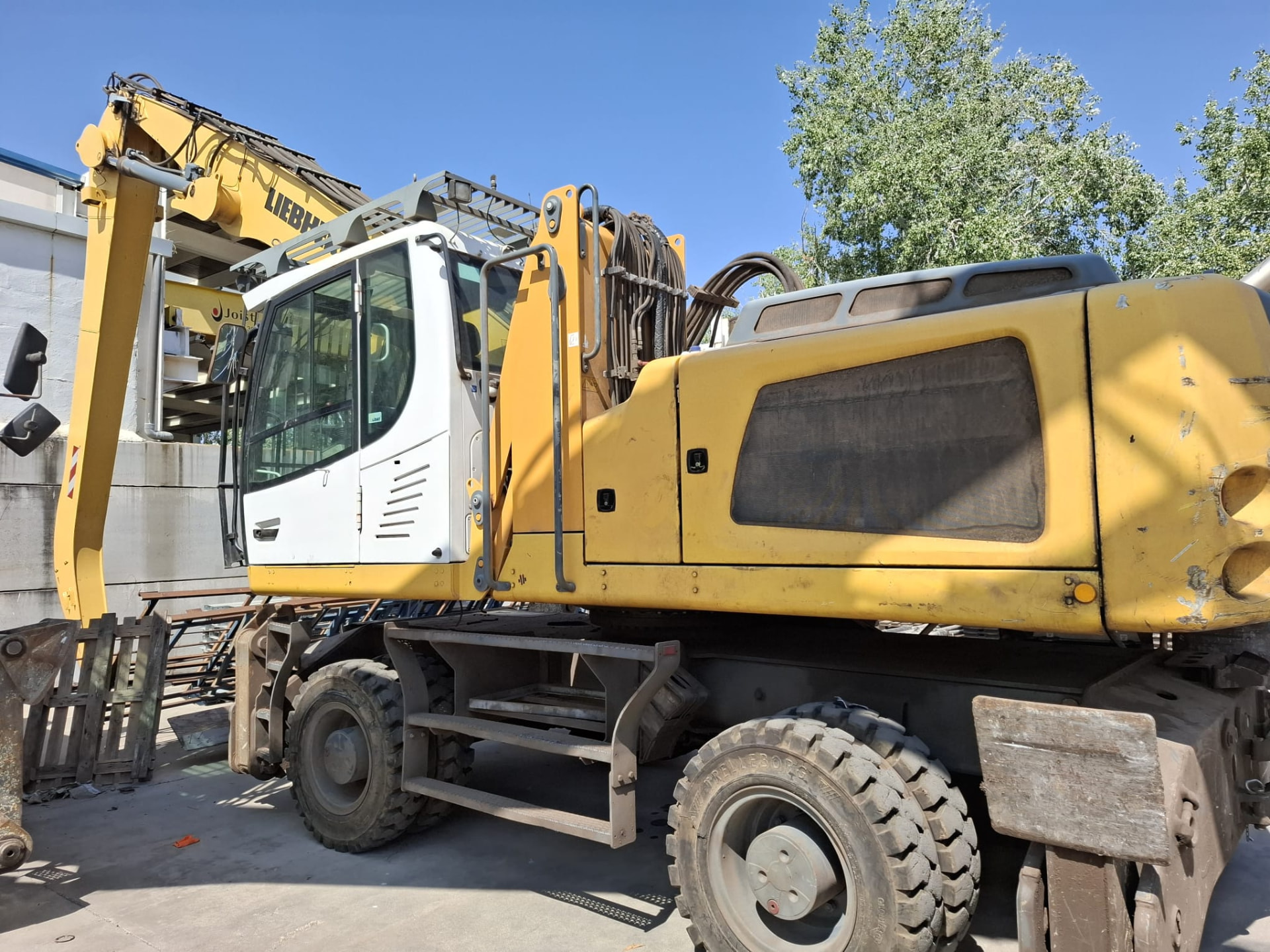 LIEBHERR LH30M 2016
