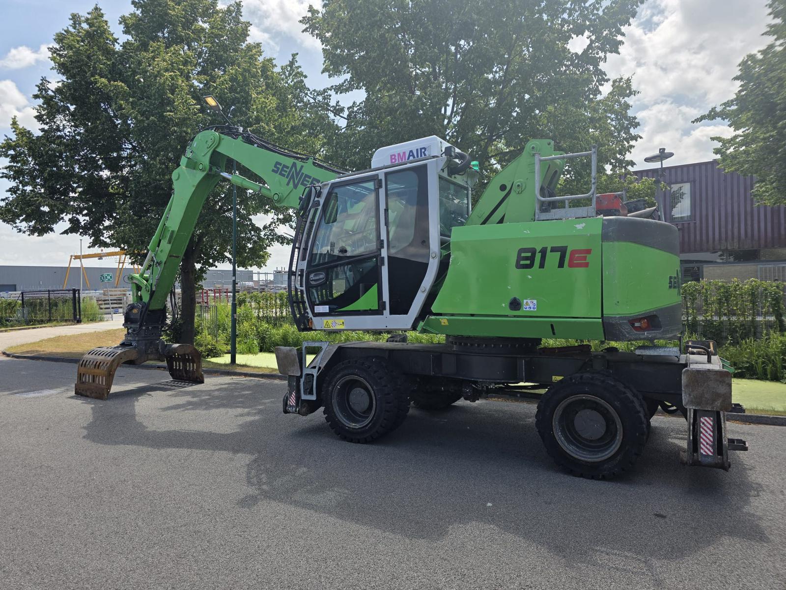 SENNEBOGEN 817E-ULM 2019