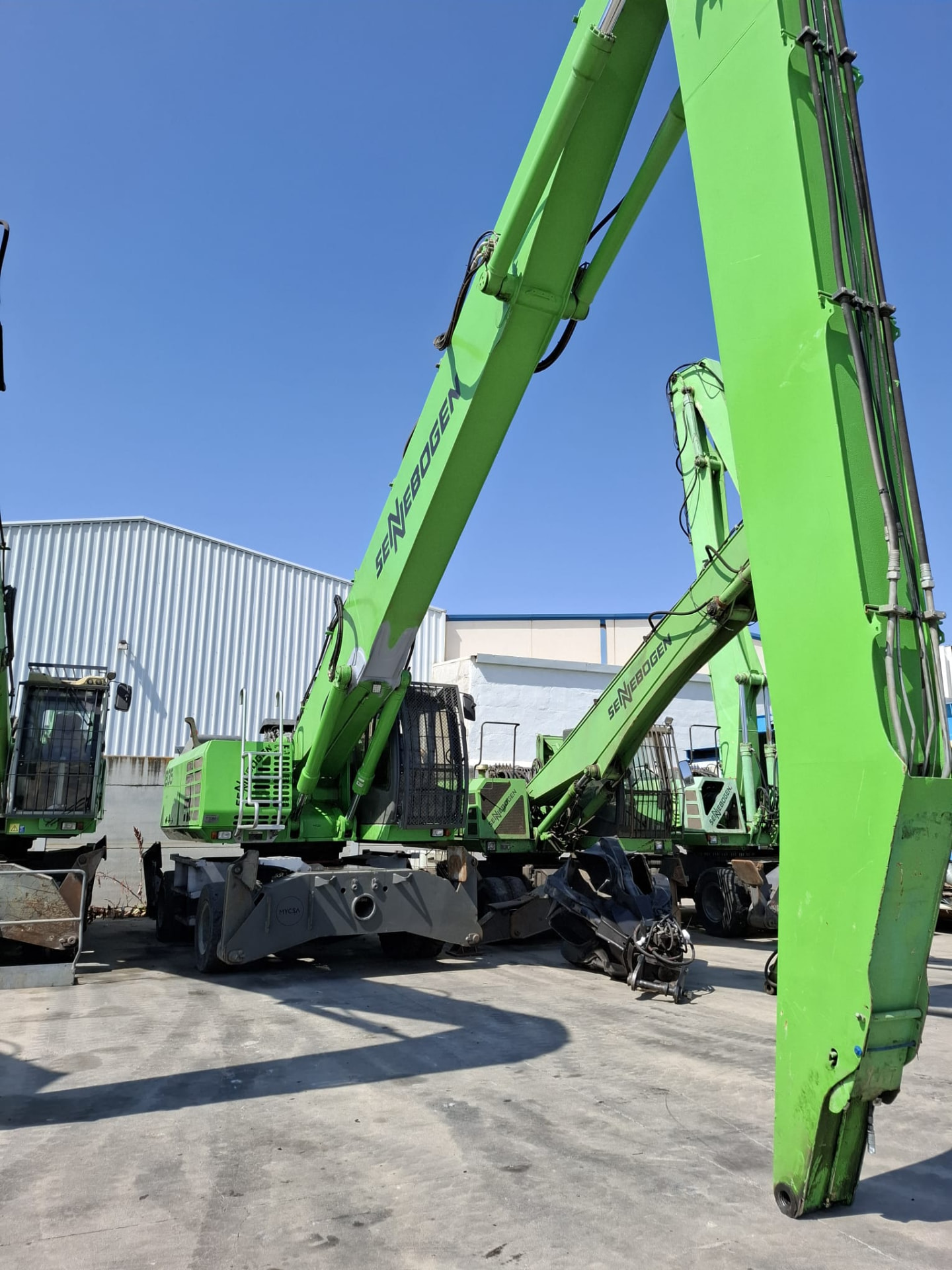 SENNEBOGEN 835M - K18 2012